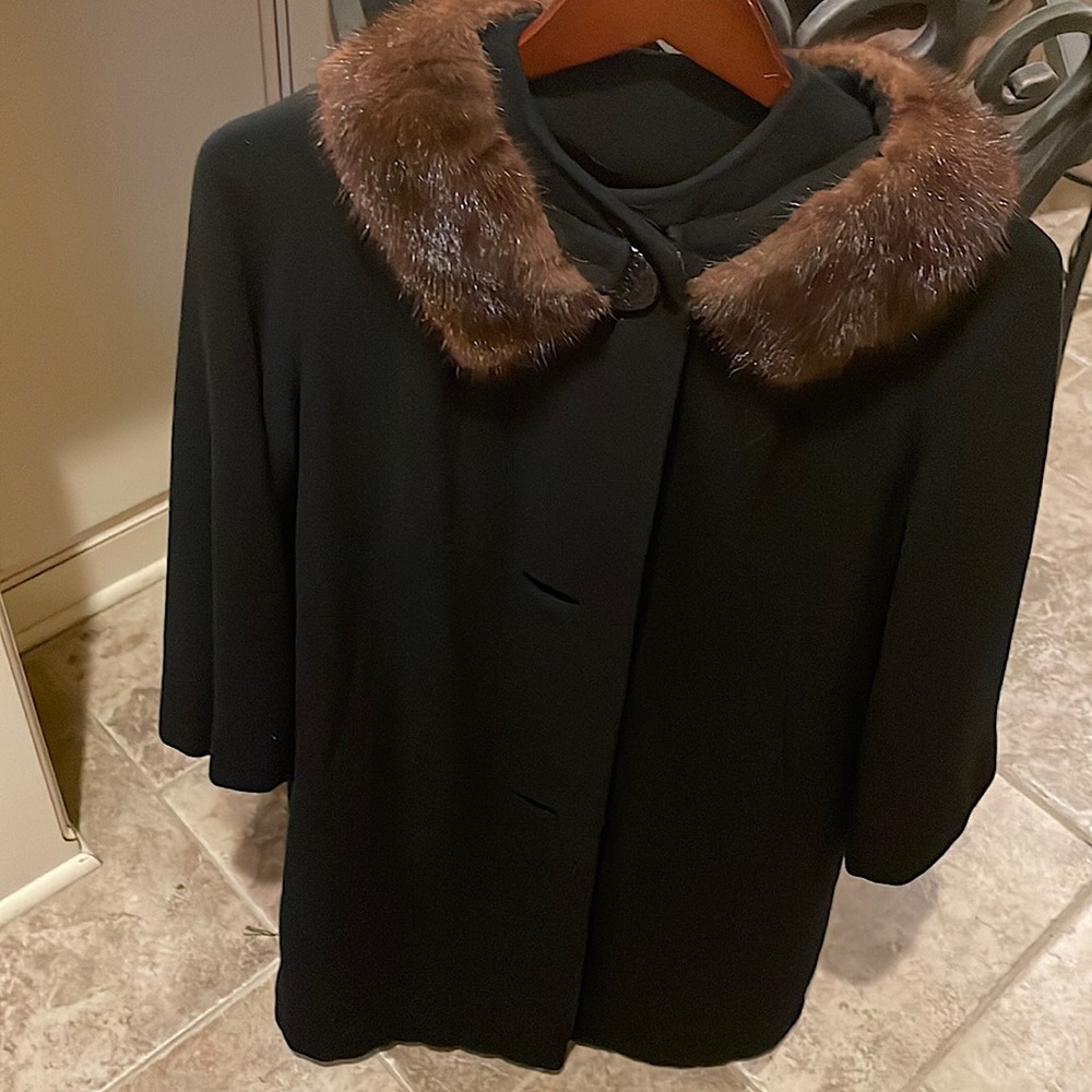 Authentic 100% cashmere pea cost with real mink collar